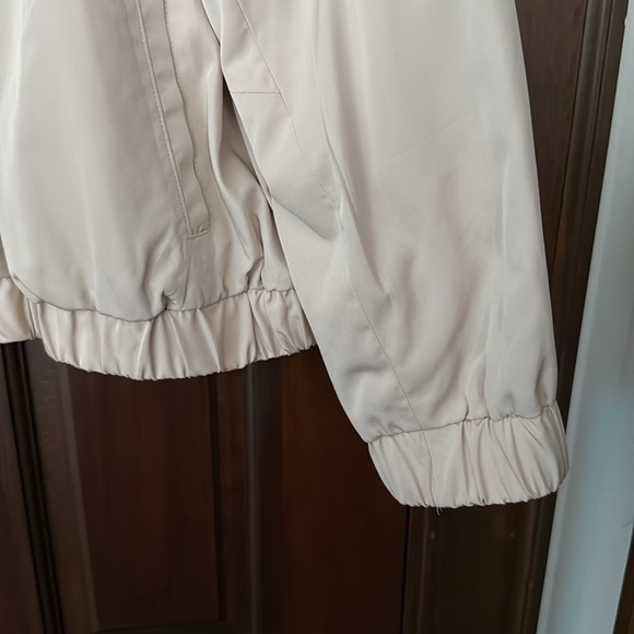 Women’s Nine West Moto/Bomber Jacket with Elastic Hemline - Picture 7 of 14